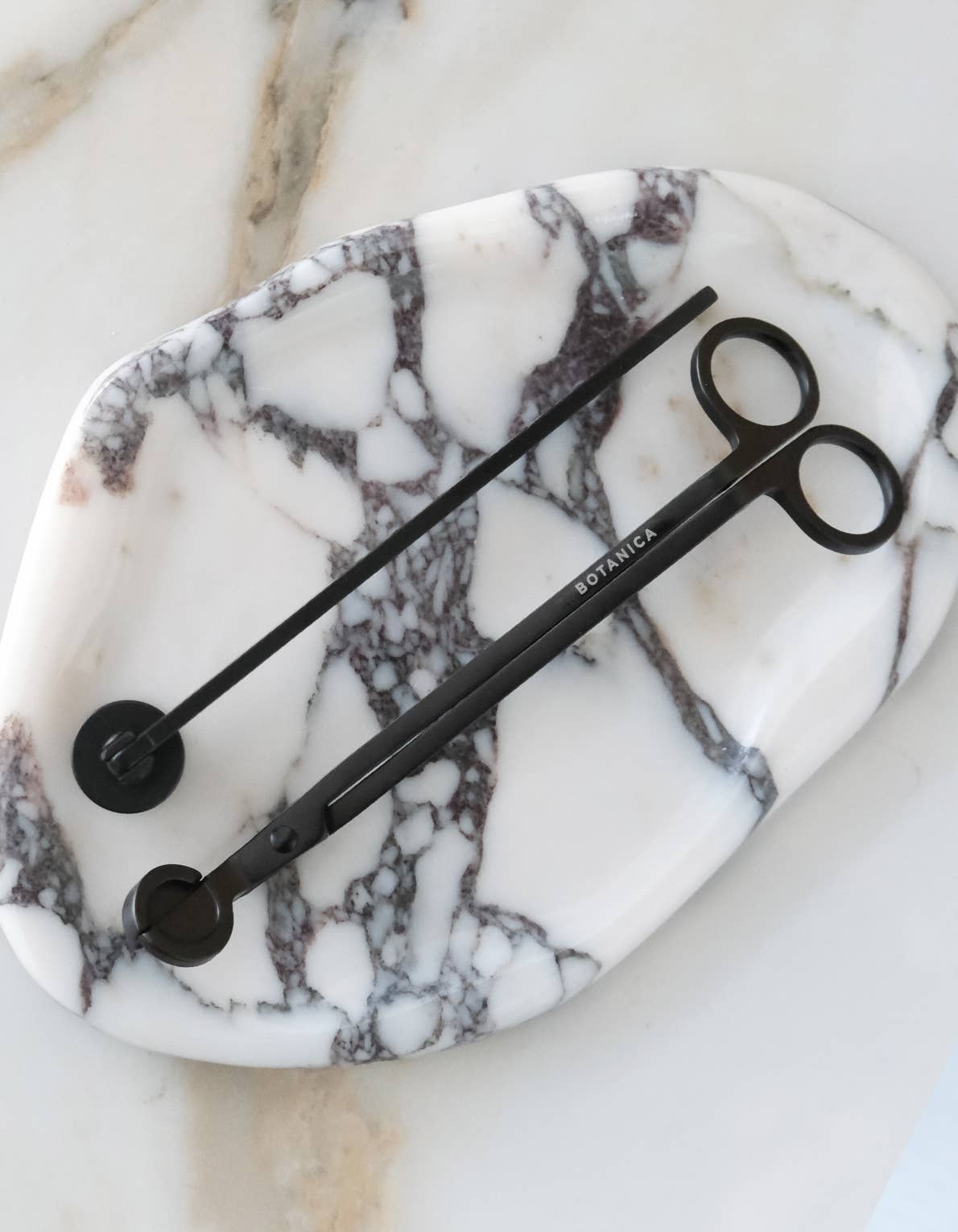 BOTANICA - Wick Snips + Snuffer Gift Box Set | Matte Black